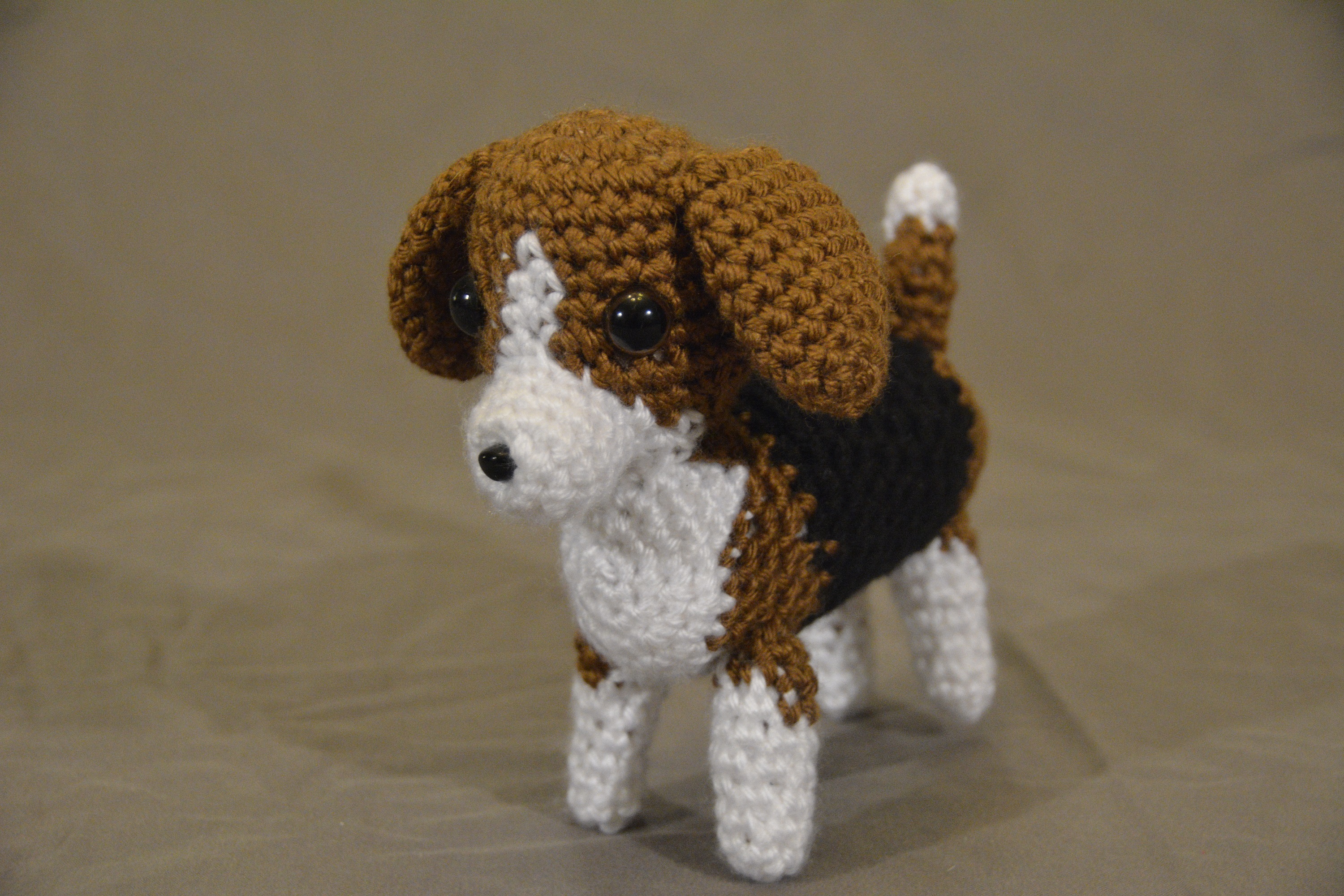 Amigurumi Beagle (crocheted stuffed animal)