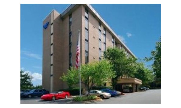 Weekend Stay At Comfort Inn Gaithersburg